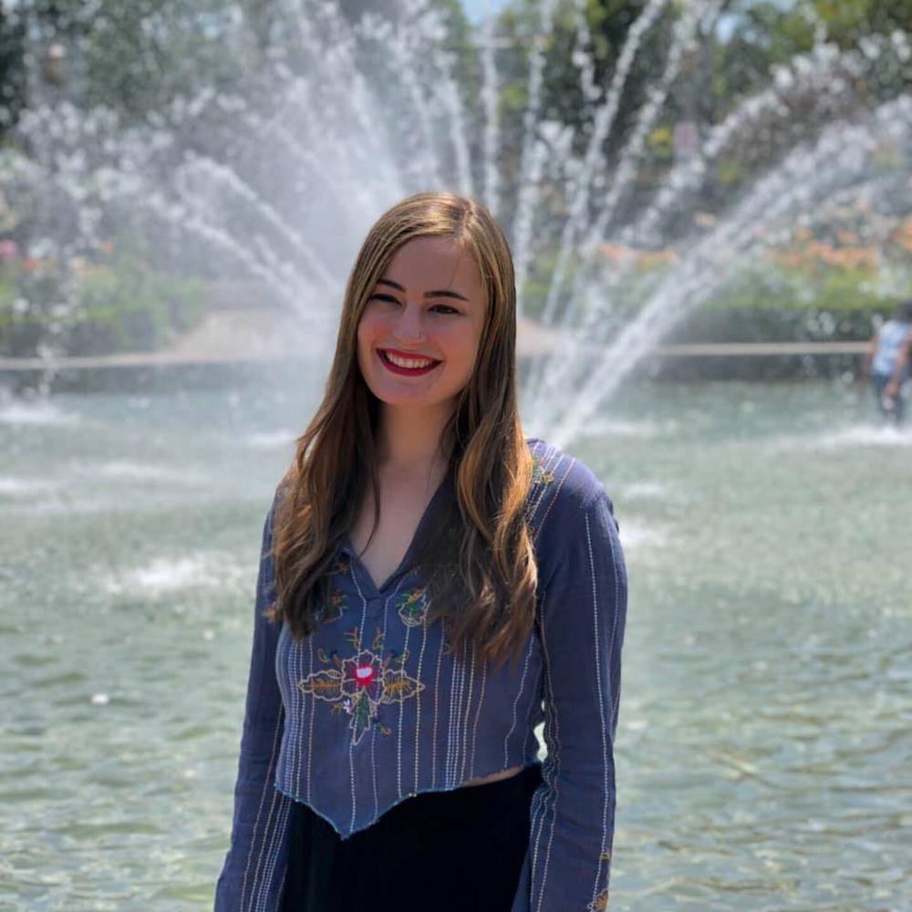 Meet your Posher, Camille